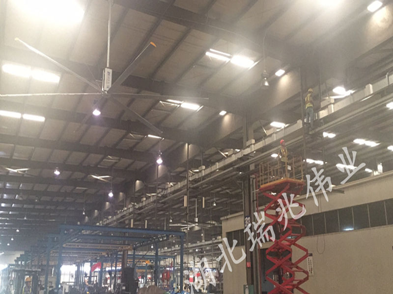 扇機(jī)組合、冷風(fēng)機(jī)、工業(yè)冷風(fēng)機(jī)、蒸發(fā)式冷風(fēng)機(jī)、潤(rùn)東方蒸發(fā)式冷風(fēng)機(jī)、湖北潤(rùn)東方蒸發(fā)式冷風(fēng)機(jī)、大風(fēng)扇、工業(yè)大風(fēng)扇、湖北工業(yè)大風(fēng)扇、瑞泰風(fēng)工業(yè)大風(fēng)扇、湖北瑞泰風(fēng)工業(yè)大風(fēng)扇、工業(yè)吊扇、工業(yè)大吊扇、降溫、廠房降溫、廠房通風(fēng)、湖北廠房降溫、湖北廠房通風(fēng)降溫、車(chē)間通風(fēng)、車(chē)間降溫、通風(fēng)降溫、車(chē)間通風(fēng)降溫、湖北車(chē)間降溫、湖北車(chē)間通風(fēng)降溫、工廠車(chē)間降溫
