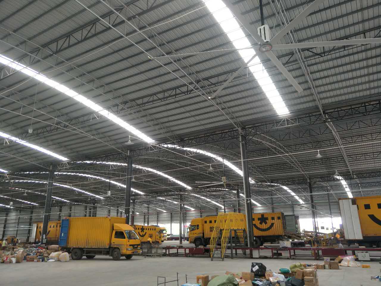 華中、華南廠房通風(fēng)降溫專家-湖北瑞兆！節(jié)能低耗效果好投入低品質(zhì)有保障！