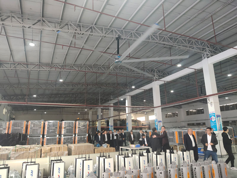 覆蓋面積廣的工業(yè)大風(fēng)扇可以使用在哪些場所！